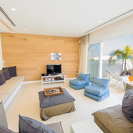 100 * פרוטאראס